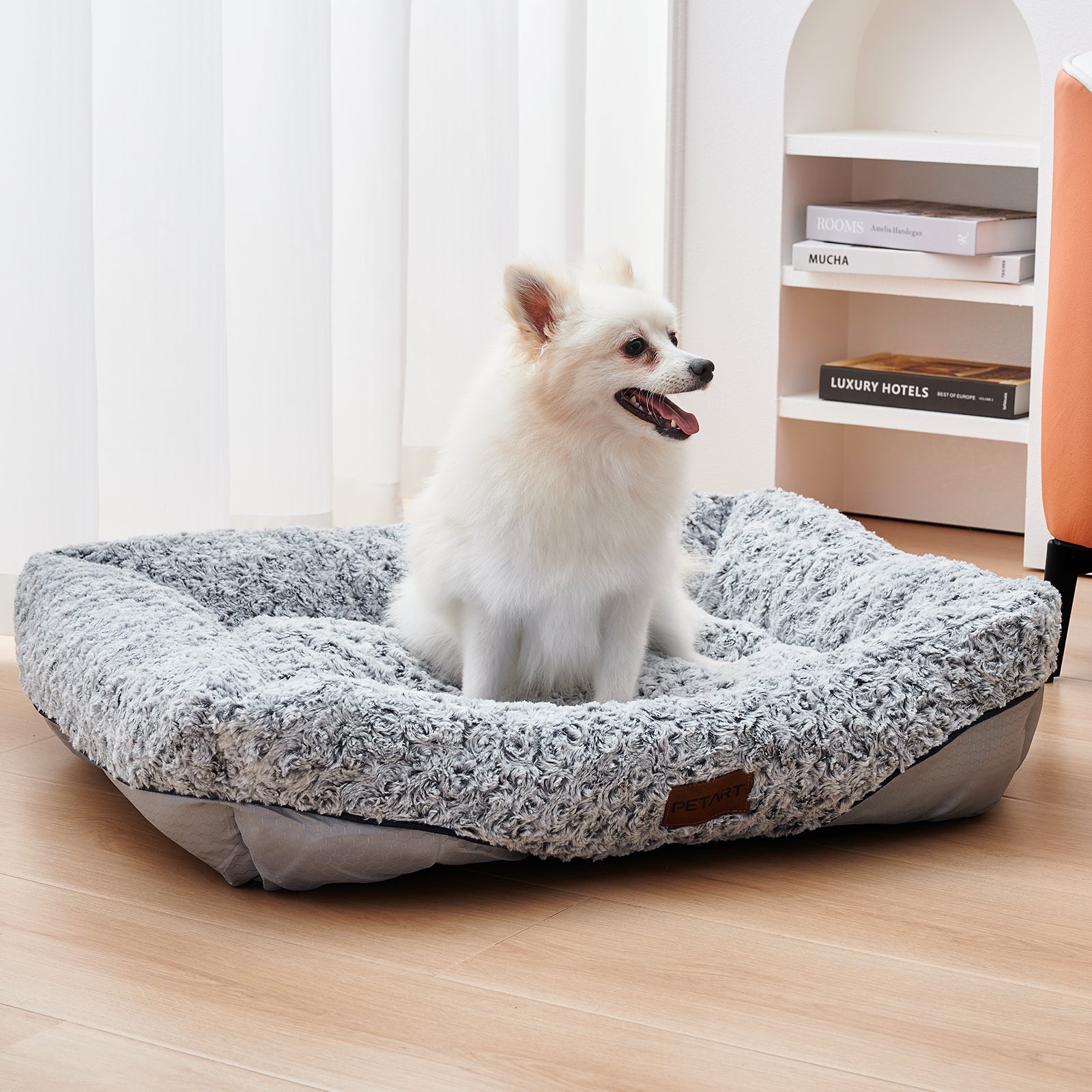 Hundebett aus Rosen-Velours – Sofa für Hunde & Katzen