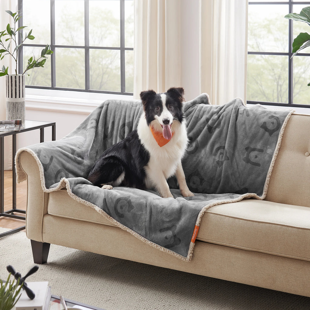 FEANDREA Wasserdichte Haustierdecke – Kuschelige Sherpa- & Flanell-Decke für Hunde & Katzen